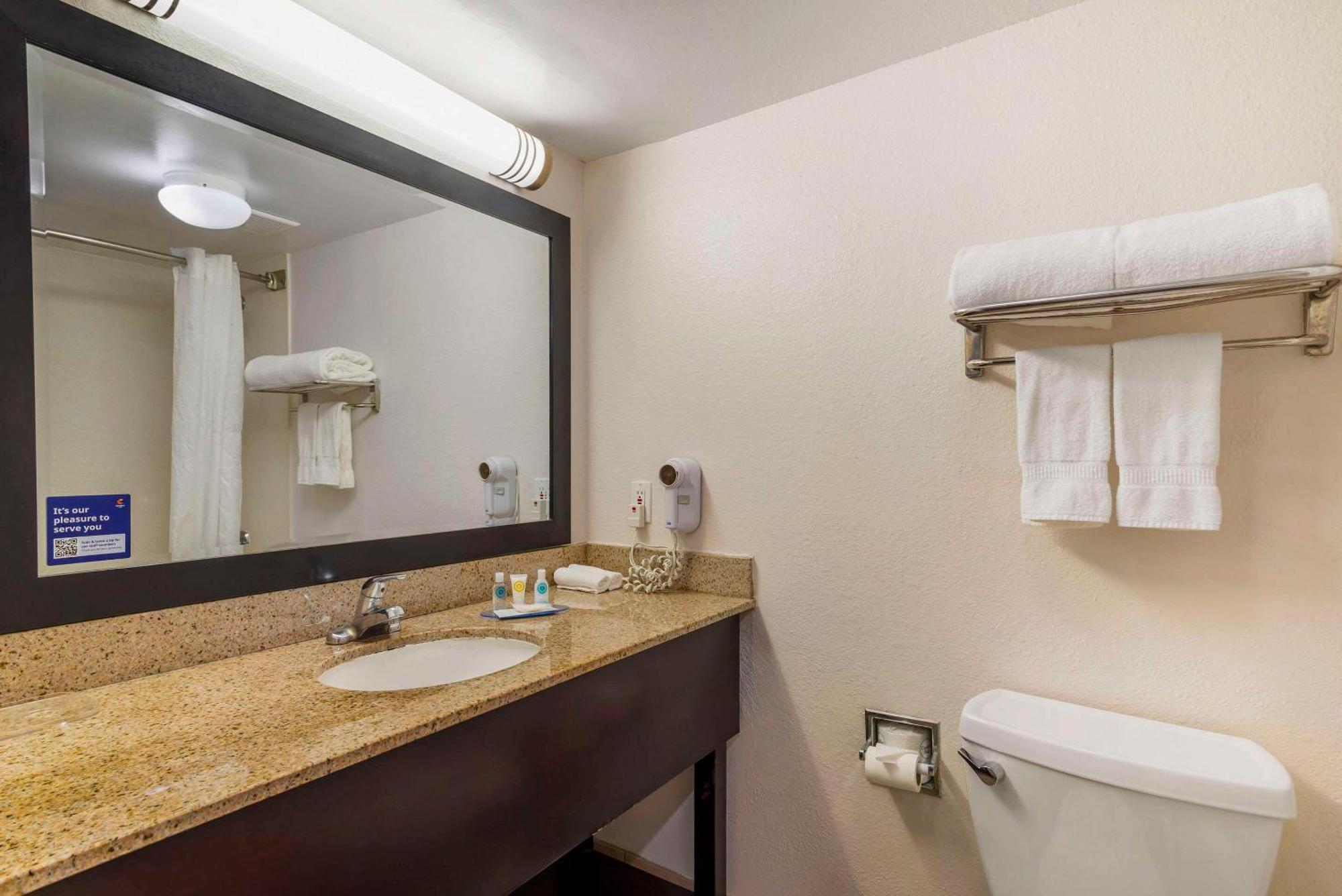 Comfort Inn Alpharetta-Atlanta North المظهر الخارجي الصورة